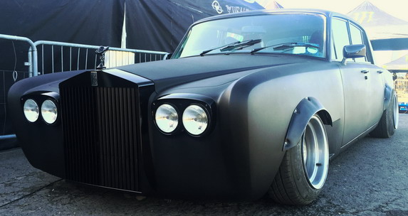 VIDEO: Drift Rolls-Royce Silver Shadow