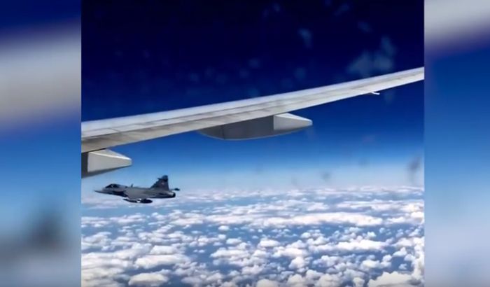 VIDEO: Dva lovca presrela putnički avion iznad Mađarske