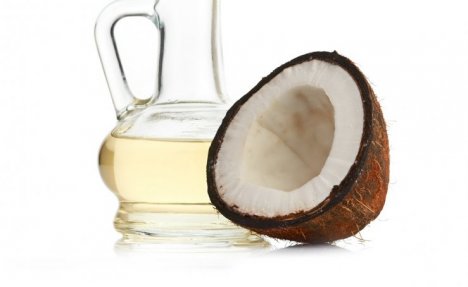 (VIDEO) LEKARI ŠOKIRANI: Kokosovo ulje ubija 93 odsto ćelija raka debelog creva za samo 2 dana?!