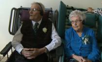 (VIDEO) NIKADA NISU SPAVALI RAZVOJENO: Proslavili 80 godina braka u bolnici