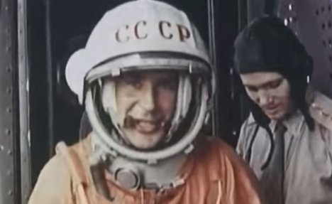 (VIDEO) OBLETEO ZEMLJU 17 PUTA: On je prvi čovek koji je dremao u svemiru!
