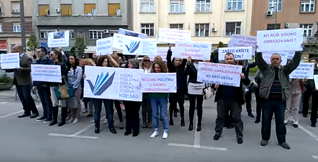VIDEO: Protest studenata i dela zaposlenih u VPŠ zbog smene direktorke Tomić