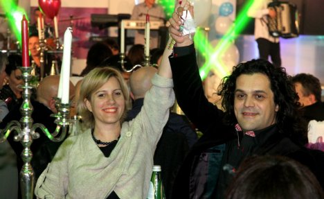 (VIDEO) SVE SU PREVARILI: Venčali se Jelena Golubović i Čupo Kalač, procurio tajni snimak? 