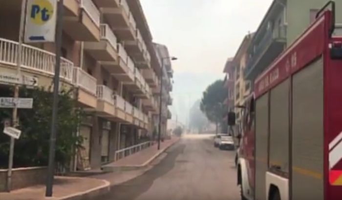 VIDEO: Turisti iz Srbije evakuisani zbog požara