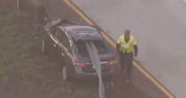 VIDEO: Zaštitna ograda probila automobil