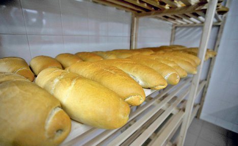 VLADA SRBIJE NA SEDNICI USVOJILA: Maloprodajna cena hleba od brašna T-500 46 dinara