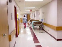 Vekić: Stigli spiskovi za penzionisanje lekara
