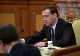 Više od 160.000 Rusa traži ostavku Medvedeva