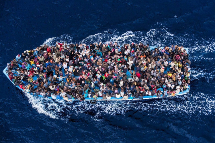 Više od 900 migranata spaseno blizu Sicilije