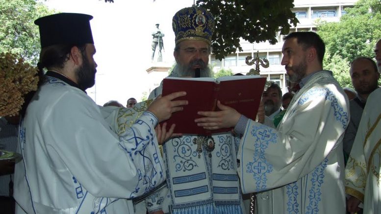 Vladika Teodosije služio liturgiju u Leskovcu
