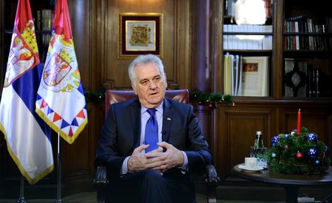 Vojni sindikat Srbije podržava Nikolića, kritikuje Gašića