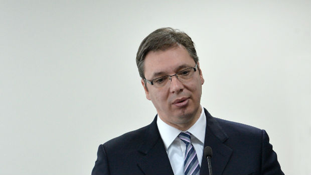 Vučić: Daćemo pasoš onome ko hoće da investira u Srbiji
