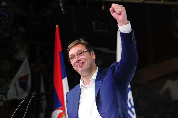 Vučić: Penzije više nikad neće biti smanjene!