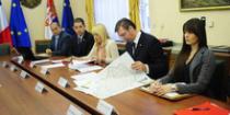 Vučić i ambasadori Kvinte o nesuglasicama po pitanju KiM