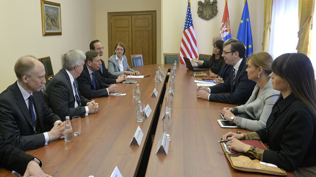 Vučić sa predstavnicima Američkog fonda o novim investicijama