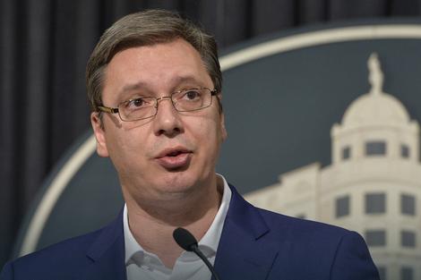 Vučić povodom smrti Mandića: Proveo je i okončao život na pozorišnim daskama