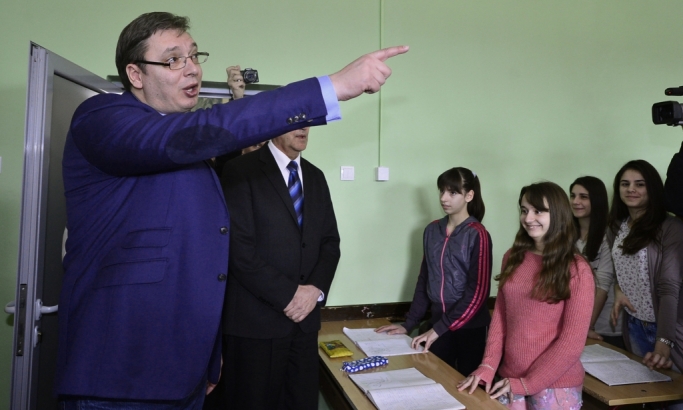 Vučić u kampanji: Nepristojno je da dame koriste čučavce