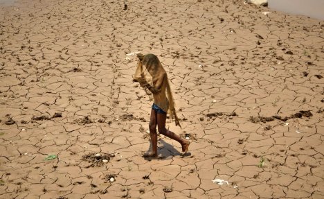 ZABRANJENO I KUVANJE: U Indiji od nesnosnih vrućina preminulo 300 ljudi