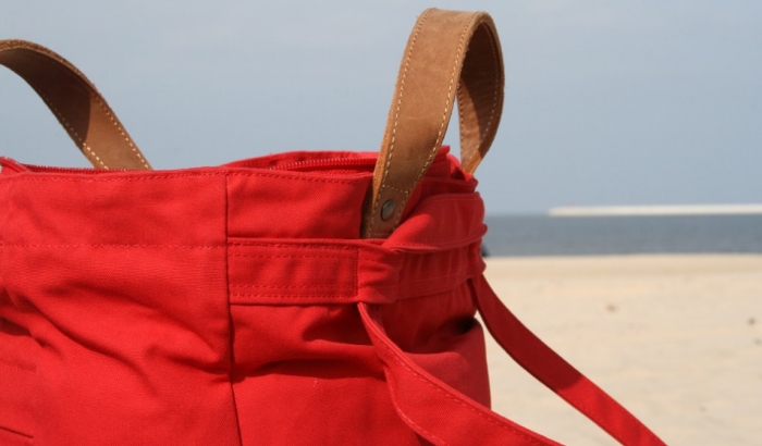 Zabranjeno nositi velike torbe na plaže u Kanu
