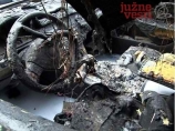 Zapalio 9 automobila očevih mušterija