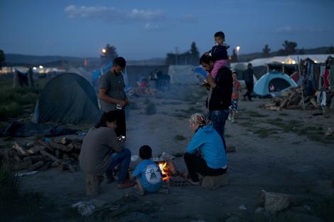 Započela evakuacija migranata iz kampa Idomeni