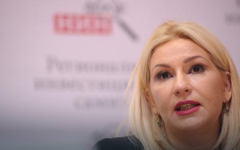 Zorana Mihajlović: Priče o Šešelju neće doneti nijedno novo radno mesto