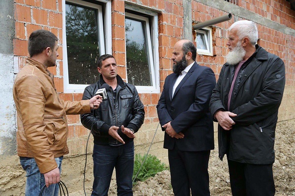 Zukorlić: Izgradićemo potporni zid kako bi se porodica Mujković ponovo vratila u svoj dom