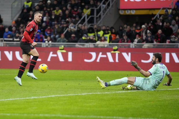 Милан победио Каљари за четвртфинале Купа Италије, два гола Луке Јовића