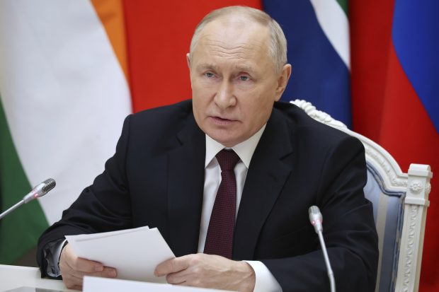 Путин: Русија показала да може да задовољи све своје потребе