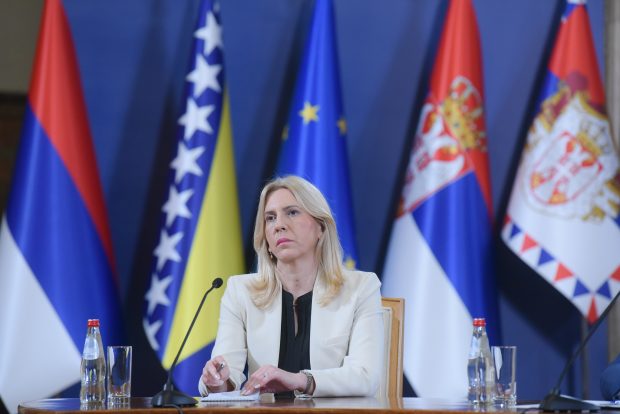 Цвијановић: Шмит отворено опструише договоре демократски изабраних представника