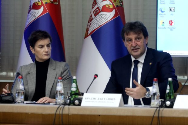 Министар Гашић отворио нови објекат ватрогасно-спасилачког одељења у Кули