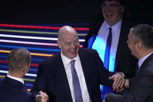 ФИФА: Не планирамо увођење плавог картона у највиши ранг фудбала