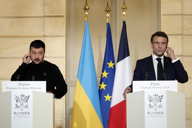 Макрон и Зеленски потписали француско-украјински споразум о безбедносни