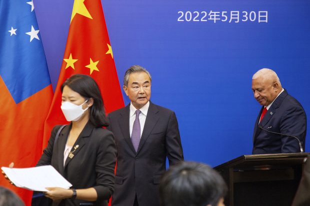 Ванг: Кина не намерава да буде прва која ће употребити нуклеарно оружје