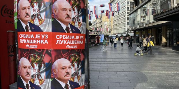 Подршка Лукашенку – плакати у Београду! (ФОТО)