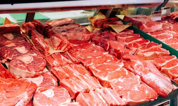 Слабија продаја утицала на пад цена свињског меса