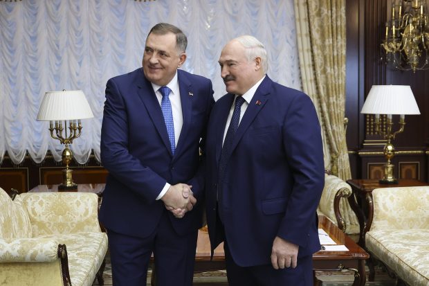 Додик: Лукашенко једини лидер који је подржао Србе када је НАТО бомбардовао СРЈ
