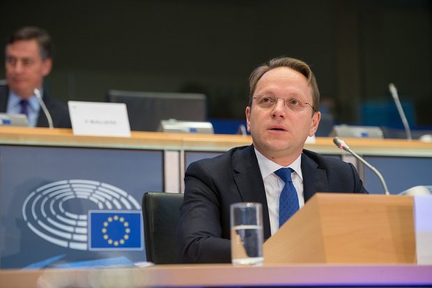 Вархељи: Надам се да ће Европски савет одлучити да отвори преговоре са БиХ