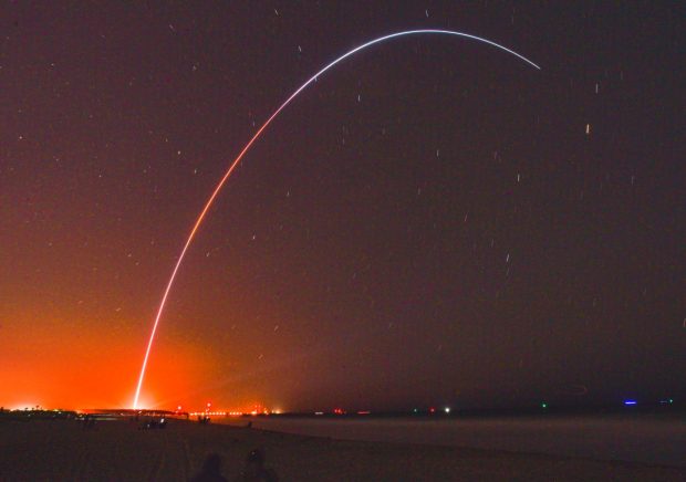 Лансирана најмоћнија ракета досад; Маск обећао да ће човечанство бити „мултипланетарно“