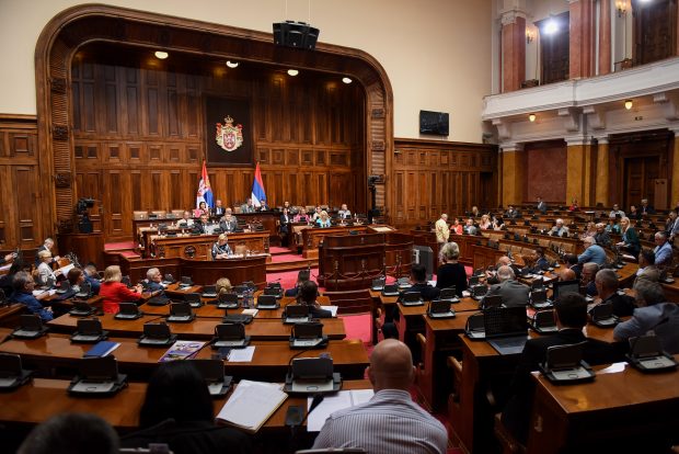 Марина Рагуш: Нема договора о влади изван Скупштине