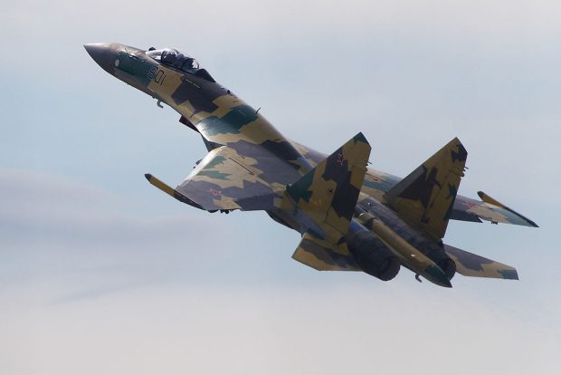 Руски војни авион пао у море код Крима, пилот се катапултирао
