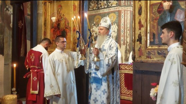 Епископ Теодосије Србима на КиМ: Не напуштајте свету земљу