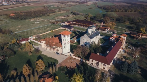 Зашто бисте требали да посетите манастир Ковиљ?