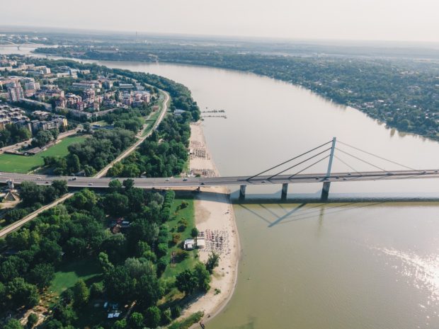 Спасиоци „Зеленила“ спасли мушкарца који је пао у Дунав с Моста слободе