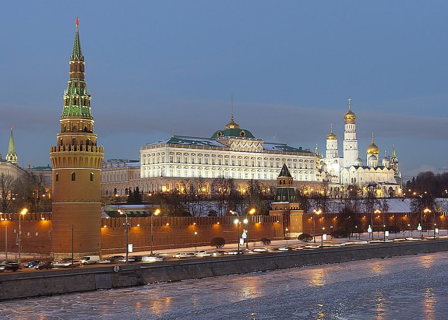 Москва: САД терају Кијев да пребаци сукобе у Русију