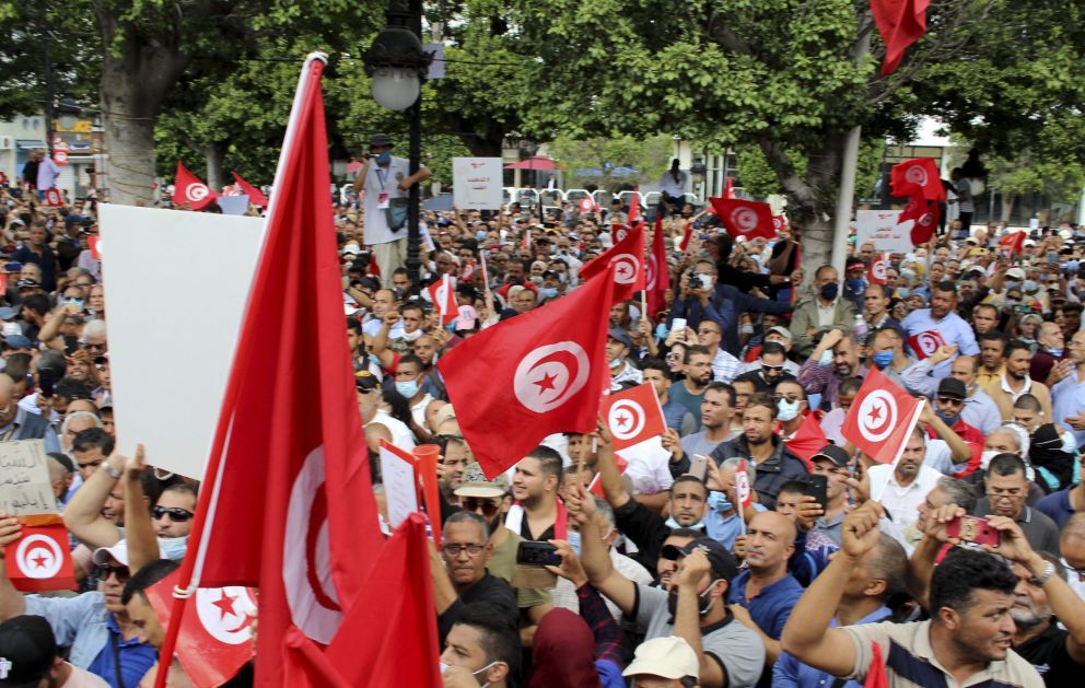 Стотине грађана на протесту против сиромаштва у Тунису