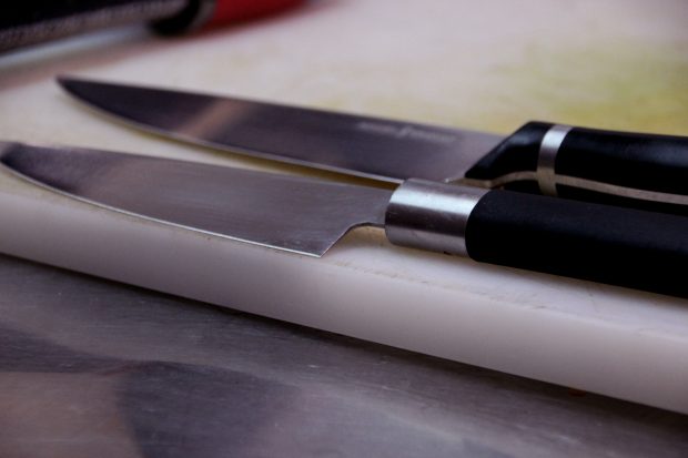 Кинески ножеви повучени из продаје због хрома