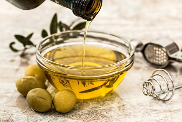 Може ли се маслиново уље замрзнути да би дуже трајало?