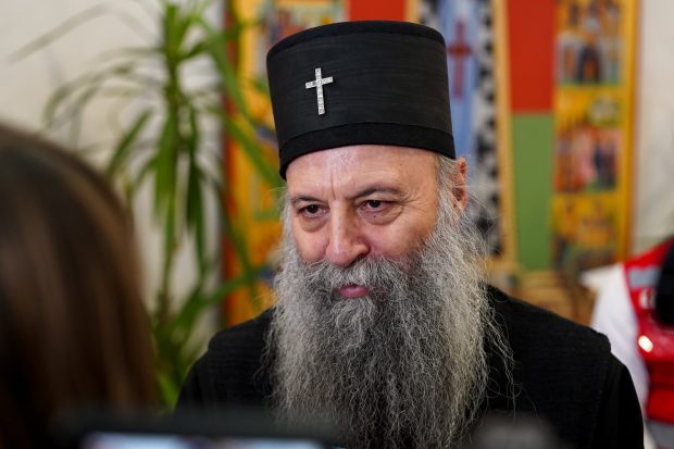 Патријарх Порфирије се сусрео са митрополитом солунским Фолтејем