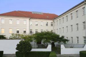 Сутра у Архиву Војводине отварање изложбе слика Вање Игњац Ђукић